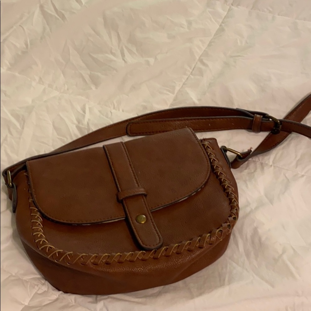 Bass Crossbody
